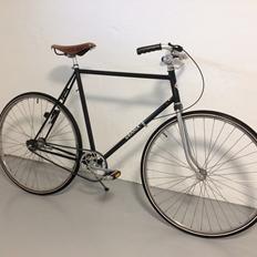 Retro 1982 Urania 