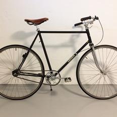 Retro 1982 Urania 