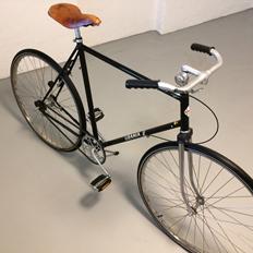 Retro 1982 Urania 