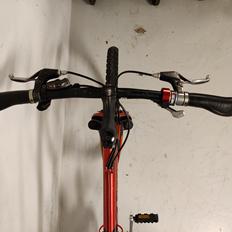Toyota 17" MTB "Tuner" - 2006