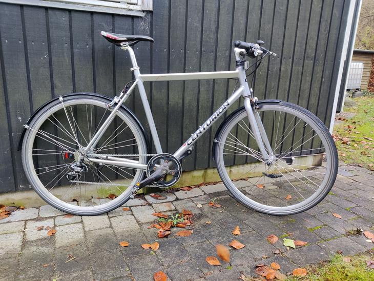 {{currentPhoto.altText}} billede {{currentPhoto.number}}