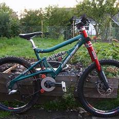 Santa Cruz Bullit