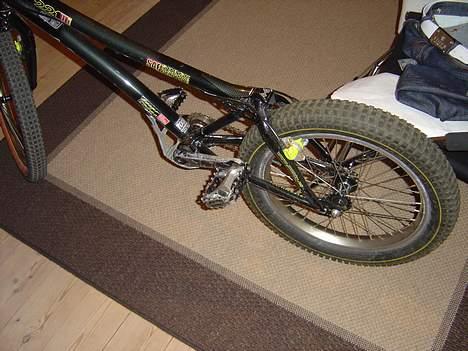 Monty 221 x-lite SOLGT billede 9