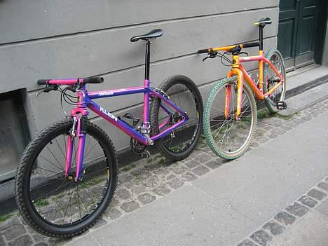 Klein Attitude 1992 - Pink Panther med sin "søster", Sunshine :-) billede 6