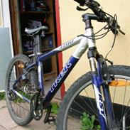 Trek 3700