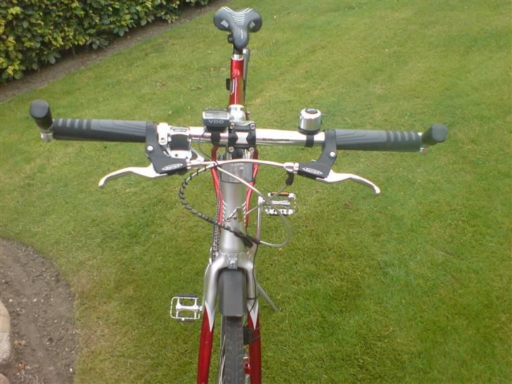 Avenue 2007 rød/sølv billede 15