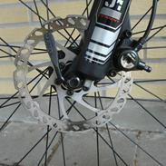 Trek 4900
