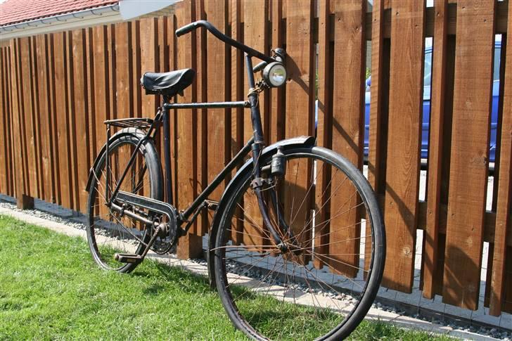 Retro 1941 billede 1