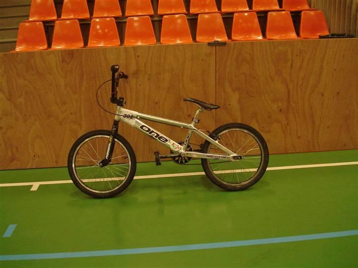 One Bicycles one 5,4" expert bmxracing billede 5