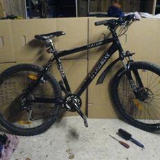 Trek                 4300 disc