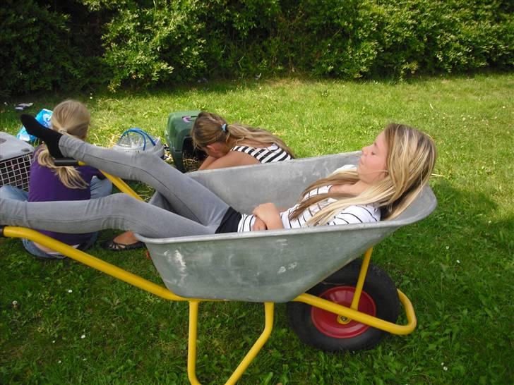 Spring dag med pigerne<3 - Fie! billede 5