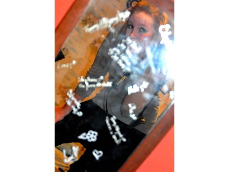 {{currentPhoto.altText}} billede {{currentPhoto.number}}