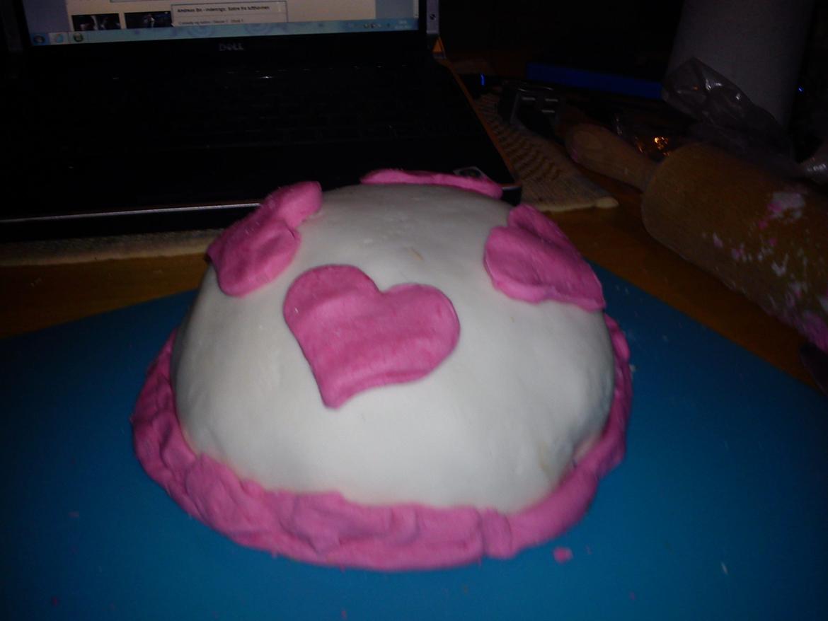 Min første kugle fondant-kage billede 2