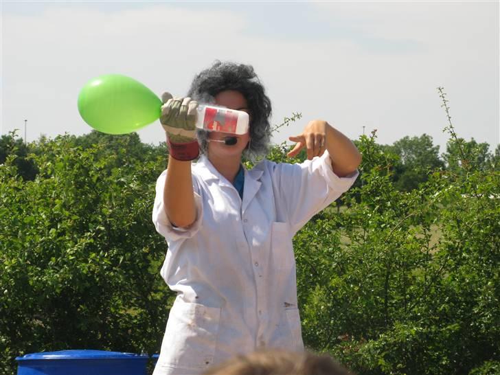 Min kusine holder sience show på Danfoss Universe 8D billede 28