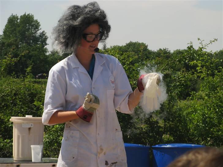 Min kusine holder sience show på Danfoss Universe 8D billede 33