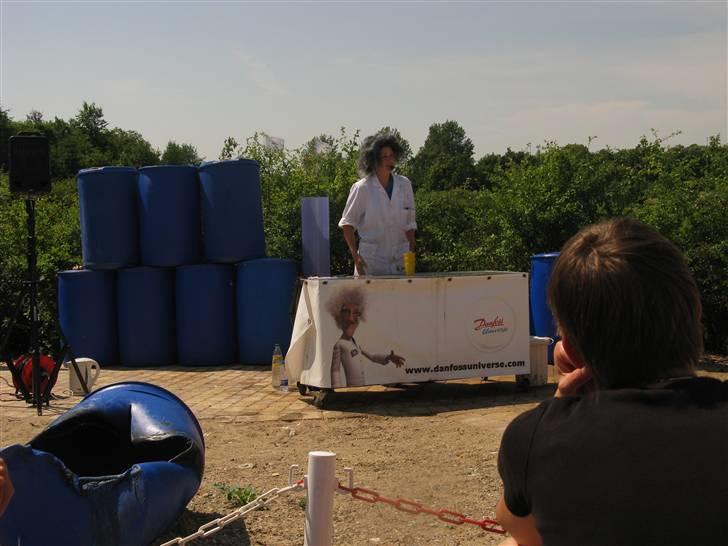 Min kusine holder sience show på Danfoss Universe 8D billede 45