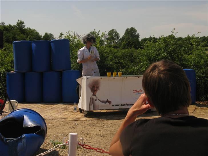 Min kusine holder sience show på Danfoss Universe 8D billede 48