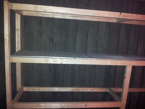 PROJEKT:  "Hjemmelavet kaninbur til 4-8 kaniner" :D