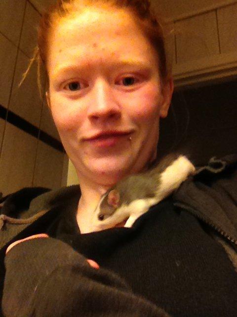 Tamrotte Porno billede 7