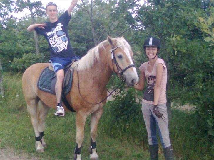 Stabejs* - Emil er oppe og prøve stabejs<3 billede 24