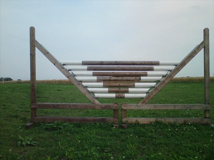 Vores superlækker springbane - Trekant-spring i natur farve billede 3