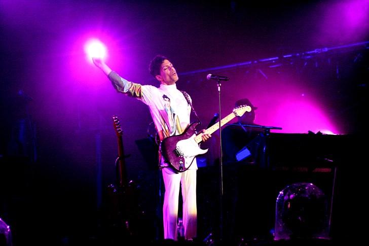 PRINCE - Roskilde Festivalen 2010 ! :'D billede 7