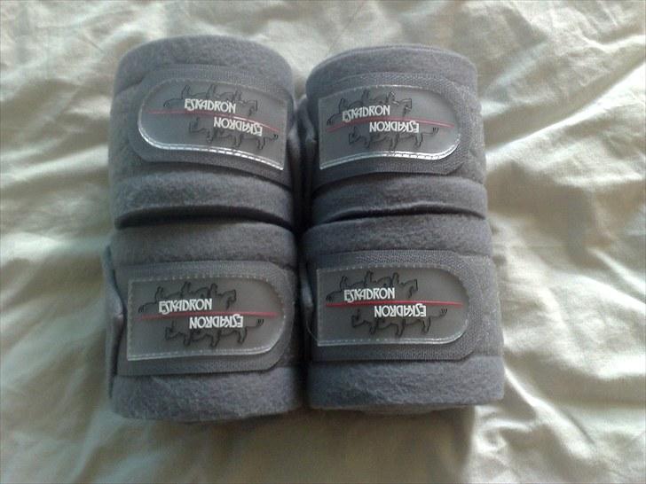 Natrons udstyr - Eskadron bandager. Stone. Str. pony. billede 24