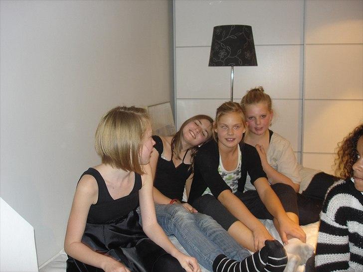 Emma&mig holdte 11 års fødselsdag. - Hygge billede 13