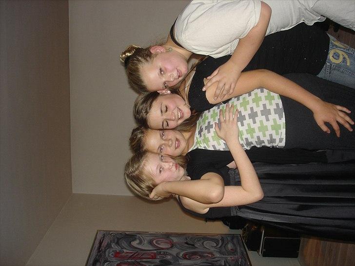 Emma&mig holdte 11 års fødselsdag. - Sjov;) billede 16