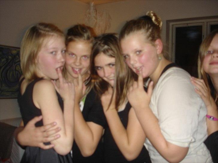 Emma&mig holdte 11 års fødselsdag. - Skuespil kun for sjov;) billede 25