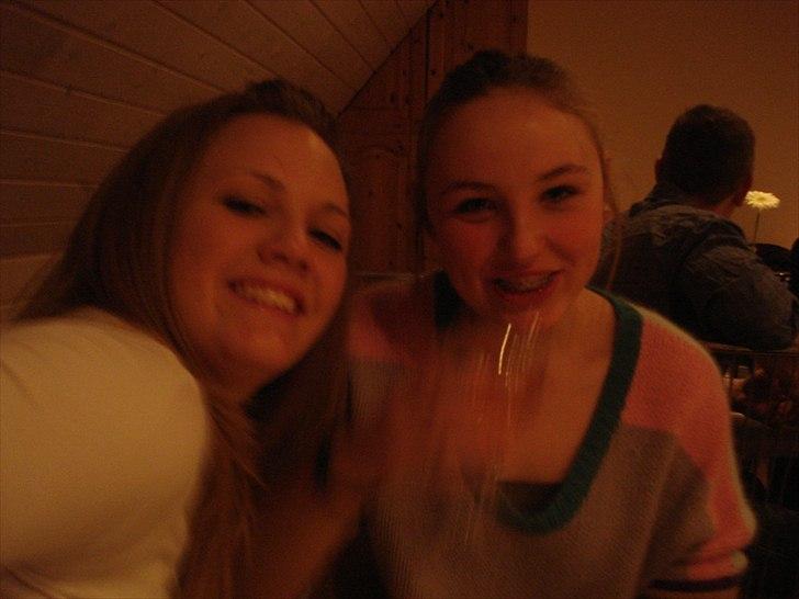 Os ride piger til 18års fødselsdag! : D<3 billede 36