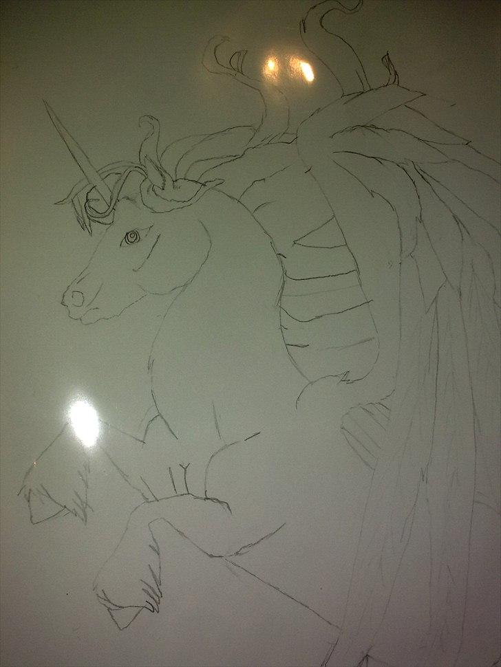 Tegninger :) - En enhjørning ( staves) :D billede 3