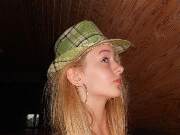 Tingesten bag skærmen ;b billede 6