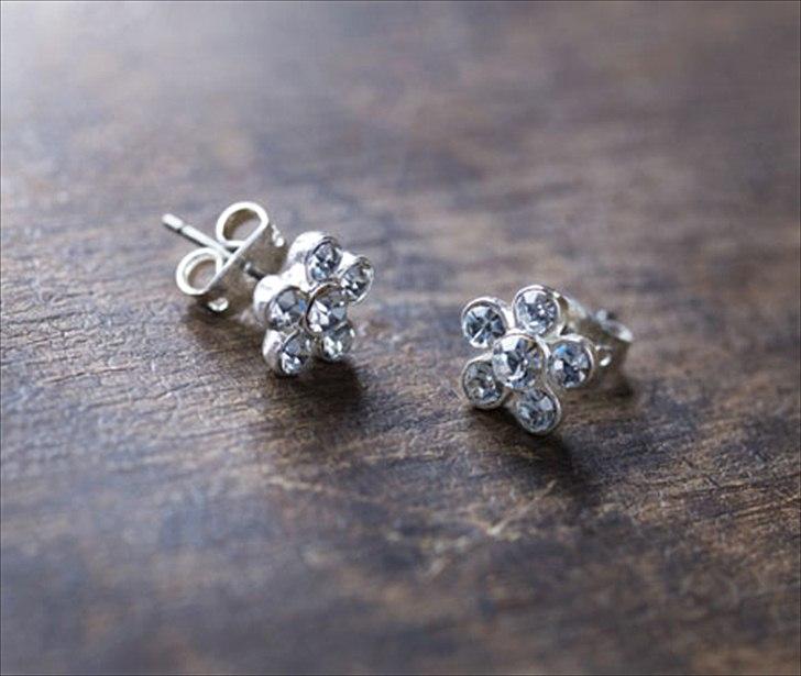 Lilly`s konfirmationskjoler, sko og tilbehør 2011 år billede 6