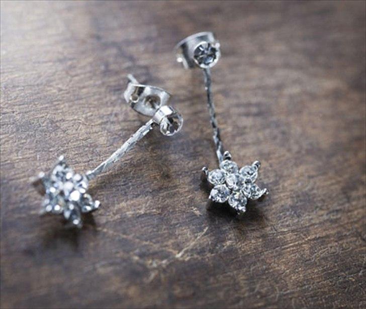 Lilly`s konfirmationskjoler, sko og tilbehør 2011 år billede 14