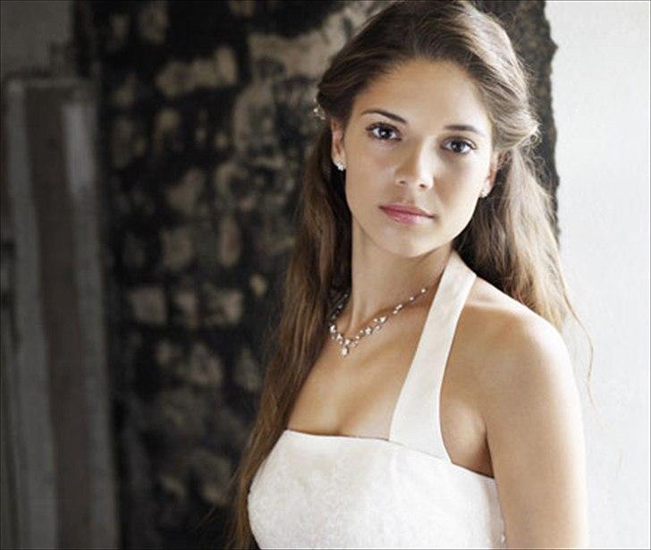 Lilly`s konfirmationskjoler, sko og tilbehør 2011 år billede 19