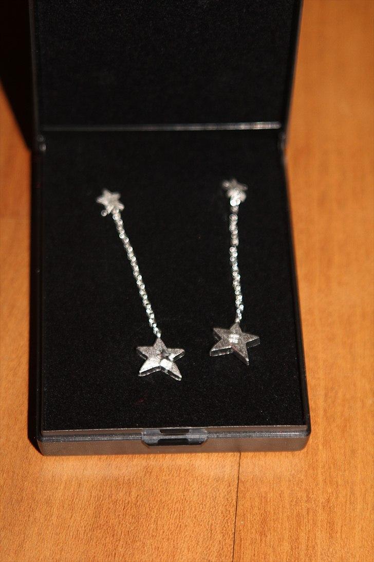 Julegaver 2010 :P - Øreringe - fra farmor! billede 4