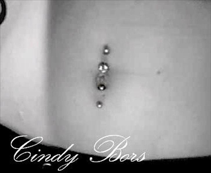 Mine piercinger + tusser. - NY billede 5