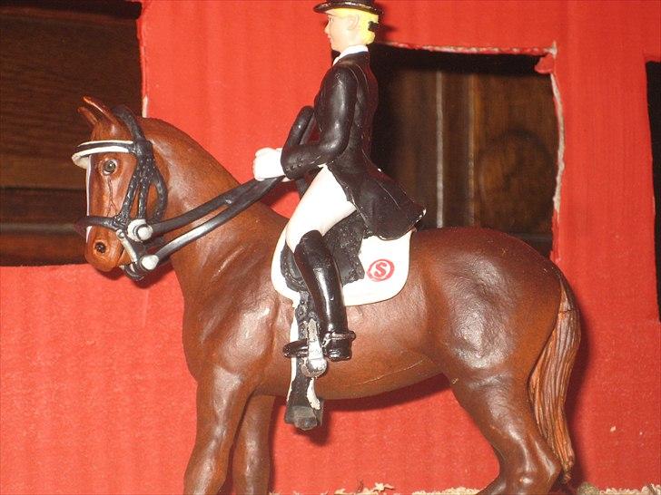 Dusty's første stævne ved os(: [SCHLEICH] billede 10