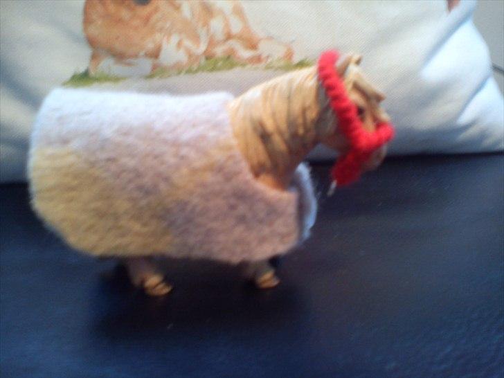 Hjemmelavet Schleich udstyr. - Shetlænder udstyr;) billede 2