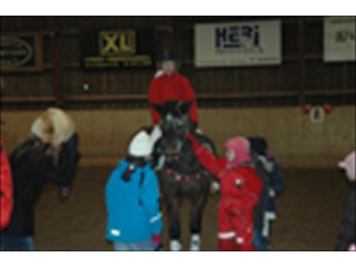 {{currentPhoto.altText}} billede {{currentPhoto.number}}