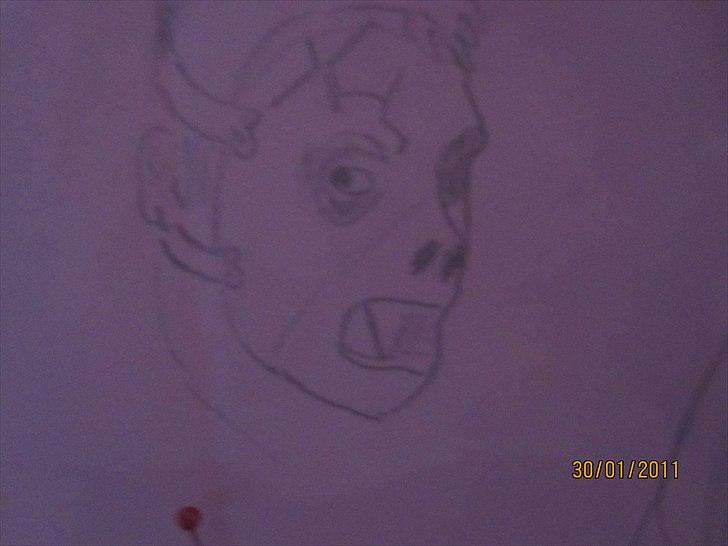 Mine tegninger, og min kanin xD - Har tegnet en af medlemmerne fra mit fav. band, SLiPKNOT :DD! billede 7