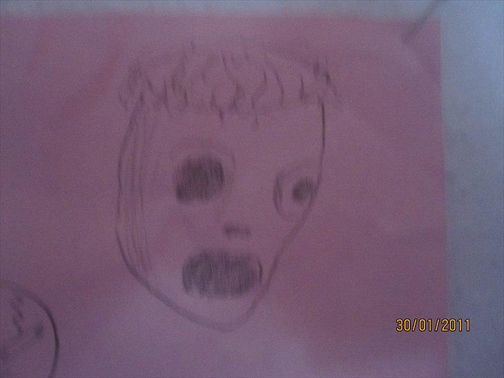 Mine tegninger, og min kanin xD - Har tegnet en af medlemmerne fra mit fav. band, SLiPKNOT :DD! billede 8