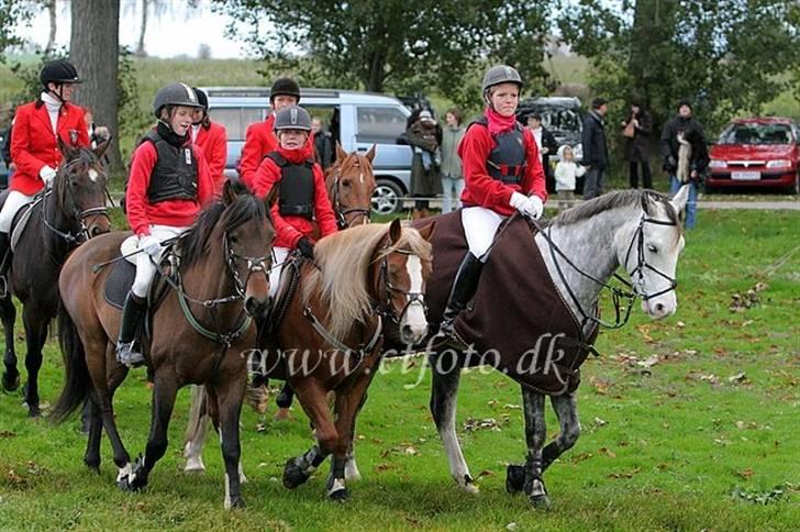 Holder rigtig meget af jer <3 - Til venstre Lea, i midten Sally, højre, mig og Felix <3 billede 8