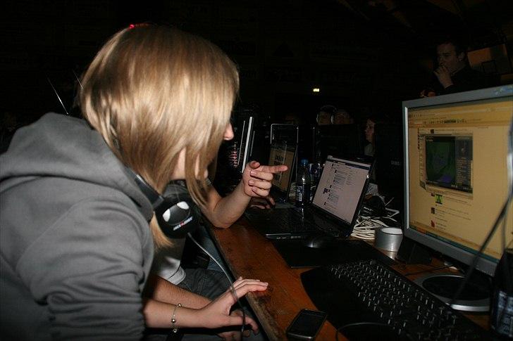 NPF#11 DK'S STØRSTE LAN!  - Signe :-P billede 8