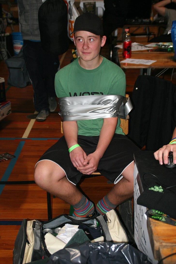 NPF#11 DK'S STØRSTE LAN!  - Vores stakkels offer :-P billede 16