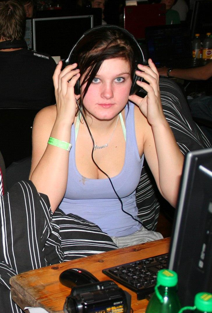 NPF#11 DK'S STØRSTE LAN!  - Mit sande jeg, yesyes :-D billede 24