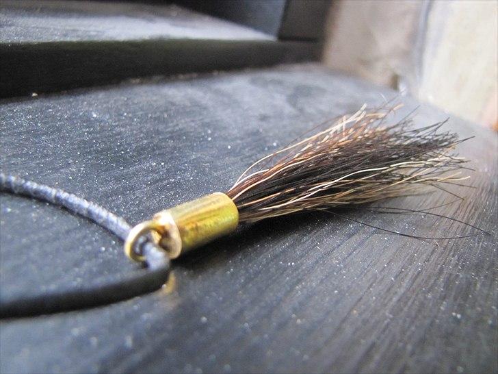 Seje ting!:D - Min højt elskede Momrik halskæde lavet af Momrik's hale hår, fik den i gave i non-firmation af min fars familie:D
Copyright©emilie&momrik
 billede 17