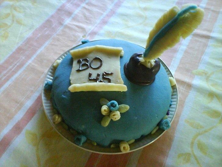 Kager - Bos 45 års fødselsdagskage billede 8