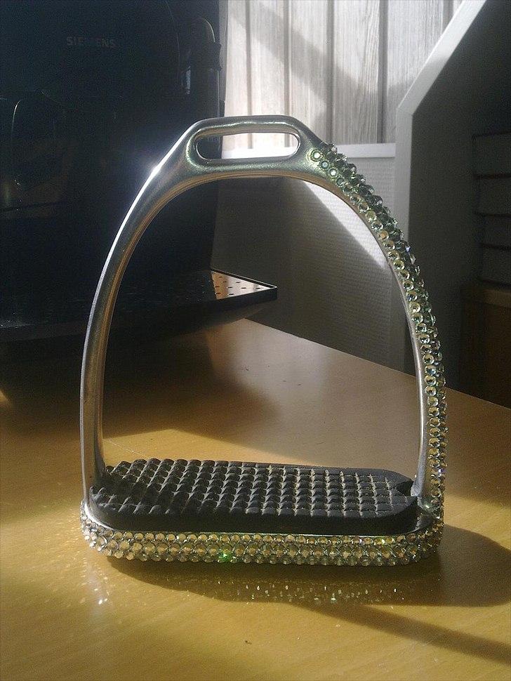 Kreativitet - Stübben stigbøjler med SS16 og SS20 Crystal.  billede 7